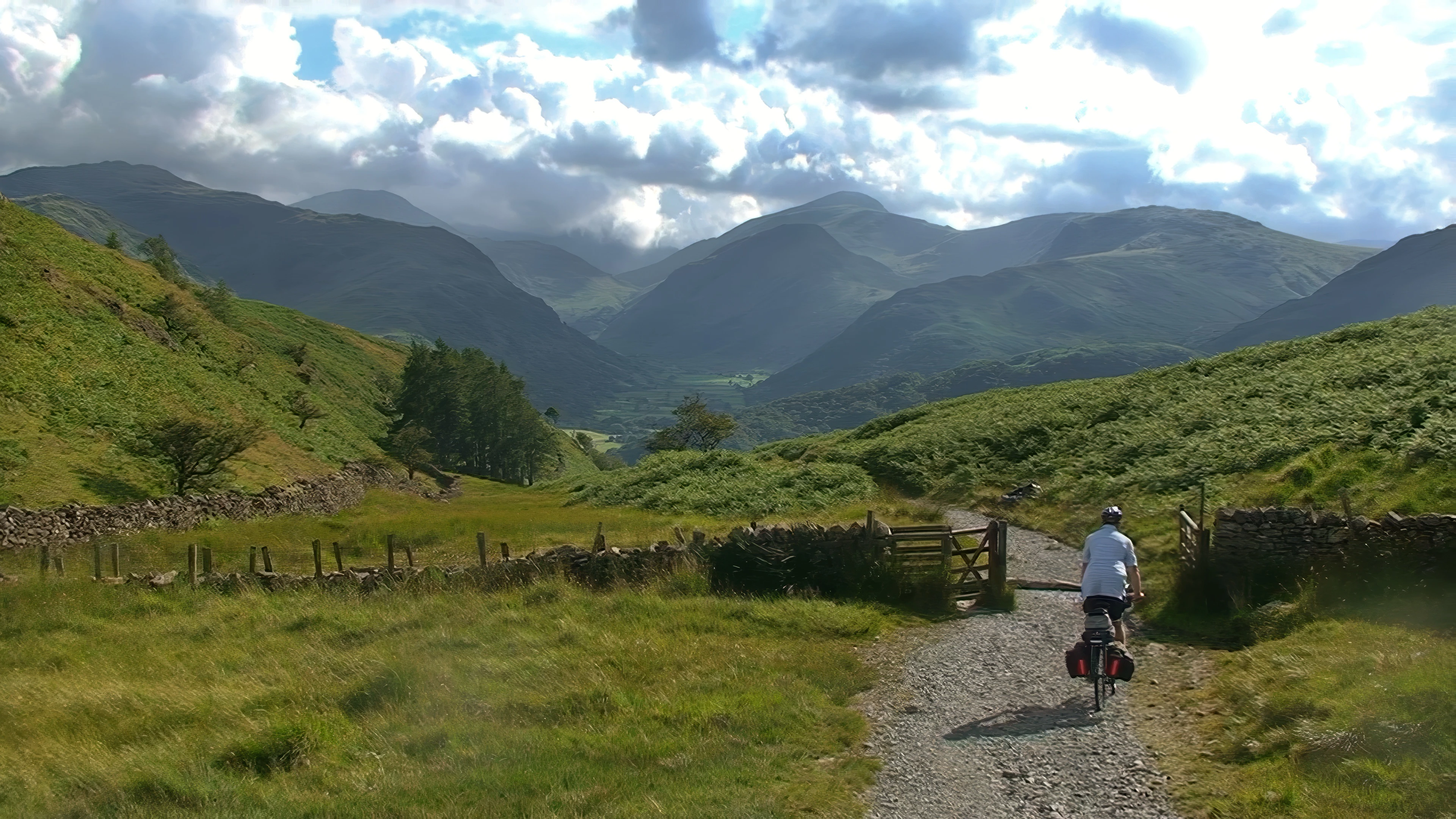 The track continues downhill towards Borrowdale.