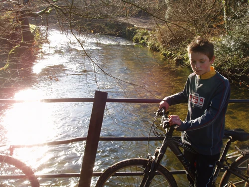 27 Jan 2008 · Bickham Bridge