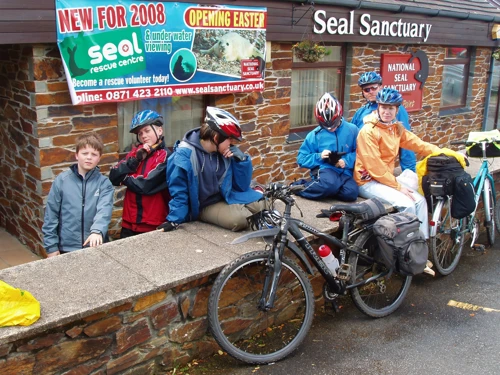 11 Apr 2008 · South Cornish Coast: Day 1 Home to Coverack YH