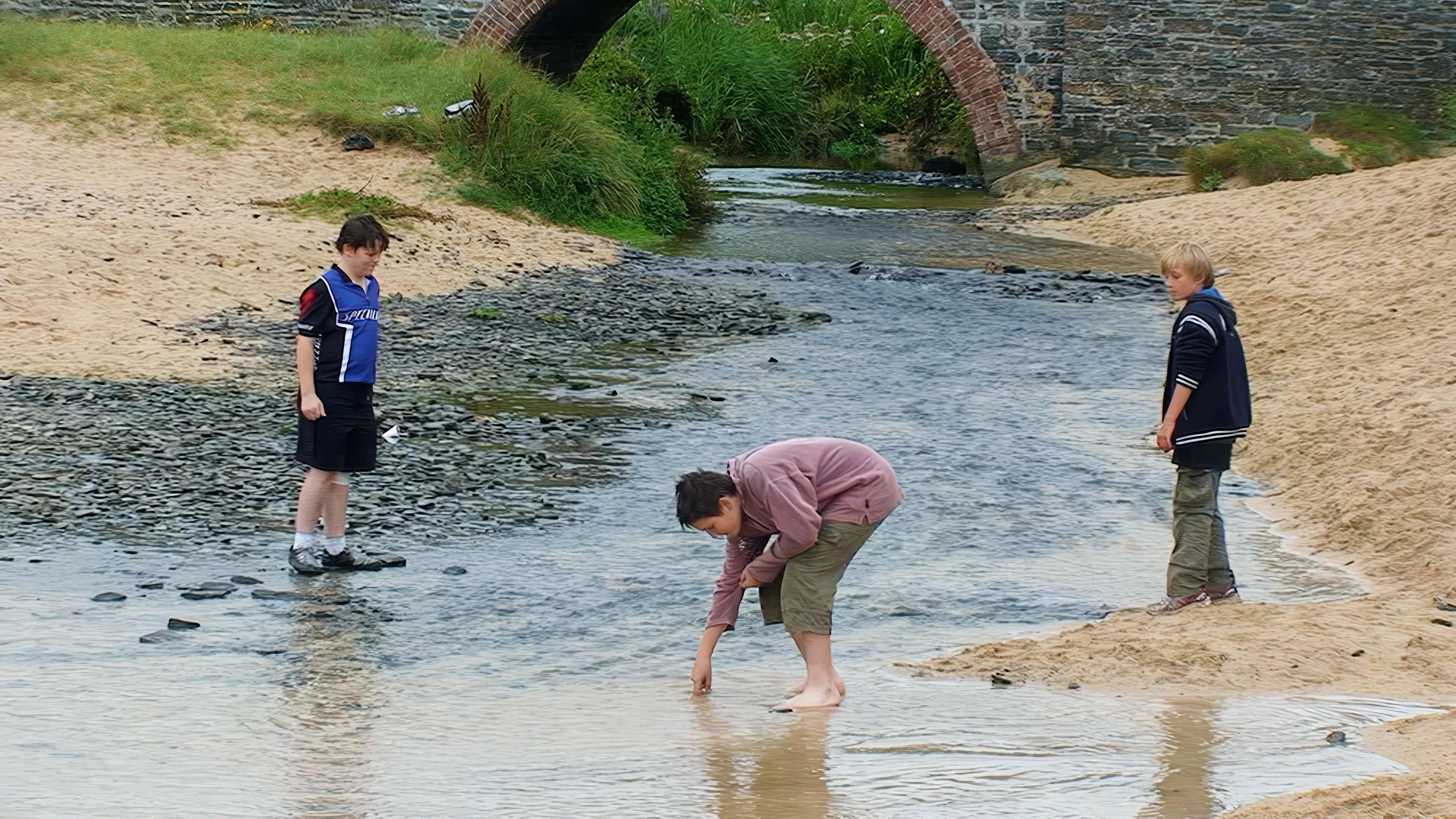 Checking the river flowing into Harlyn Bay, 14.7 miles in.