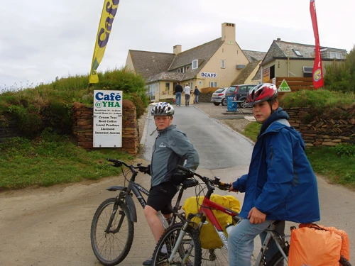 04 Aug 2008 · North Cornish Coast: Day 2 Treyarnon to Perranporth YH