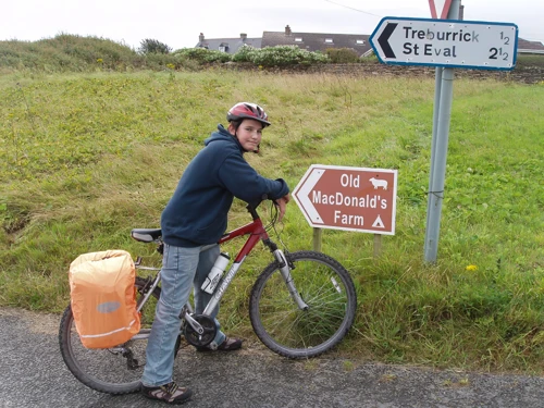 04 Aug 2008 · North Cornish Coast: Day 2 Treyarnon to Perranporth YH