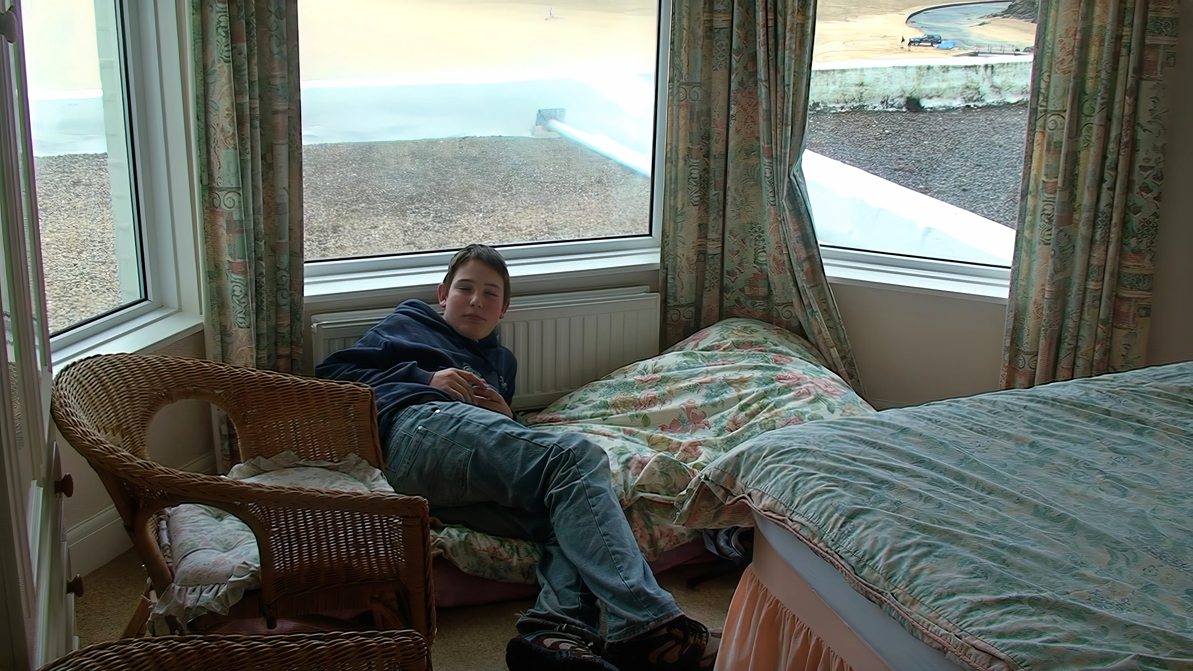 Zac in our comfortable room at Chy an Kerensa, Cliff Road, Perranporth.
