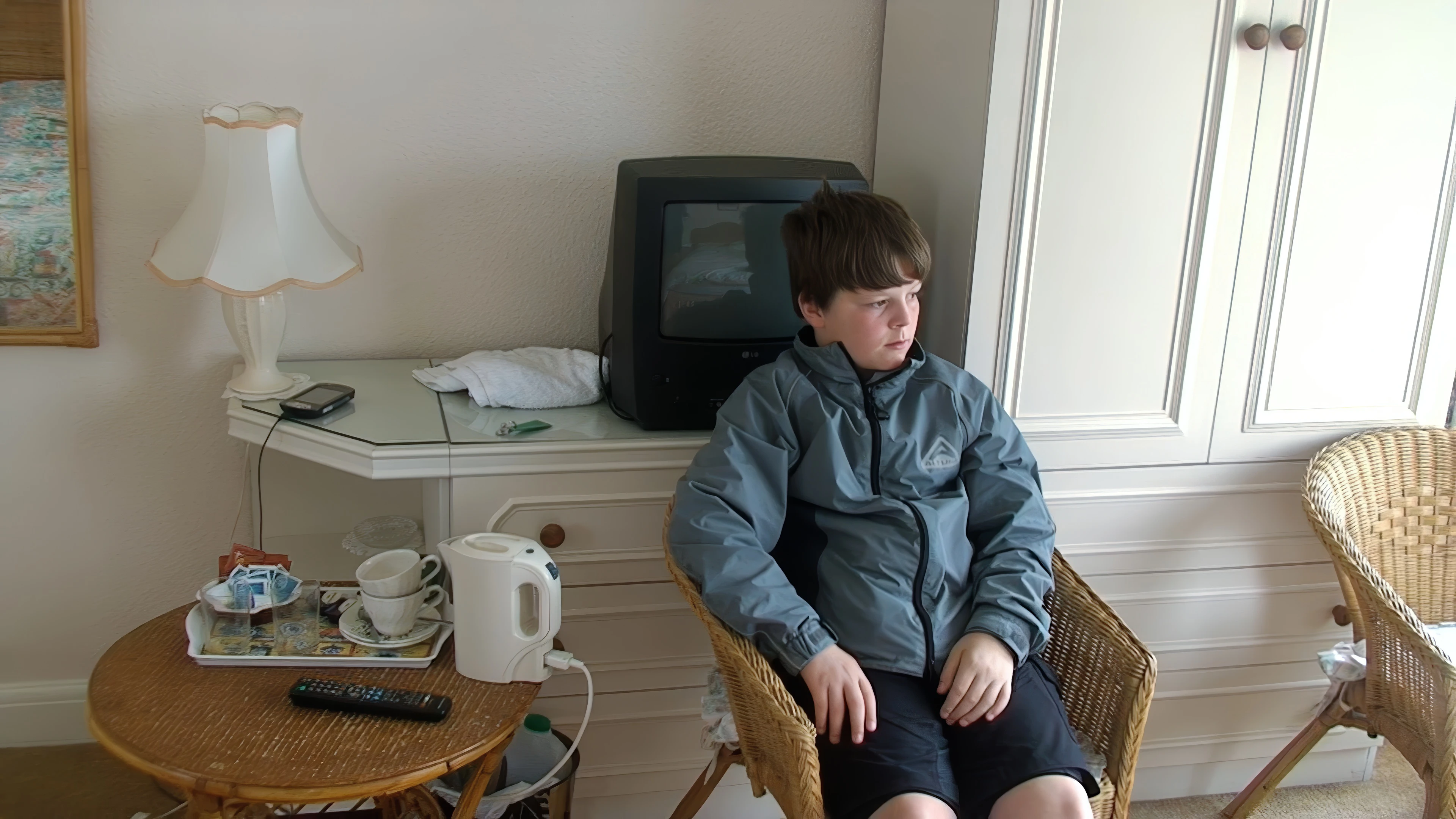 Ash with the TV and coffee kit at Chy an Kerensa, Cliff Road, Perranporth.