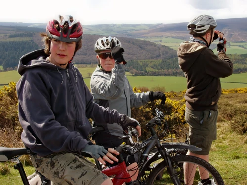 07 Apr 2009 · Exmoor and North Devon Coast: Day 2 Minehead to Exford YH