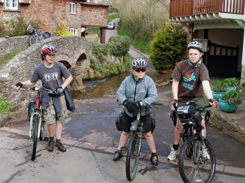 07 Apr 2009 · Exmoor and North Devon Coast: Day 2 Minehead to Exford YH