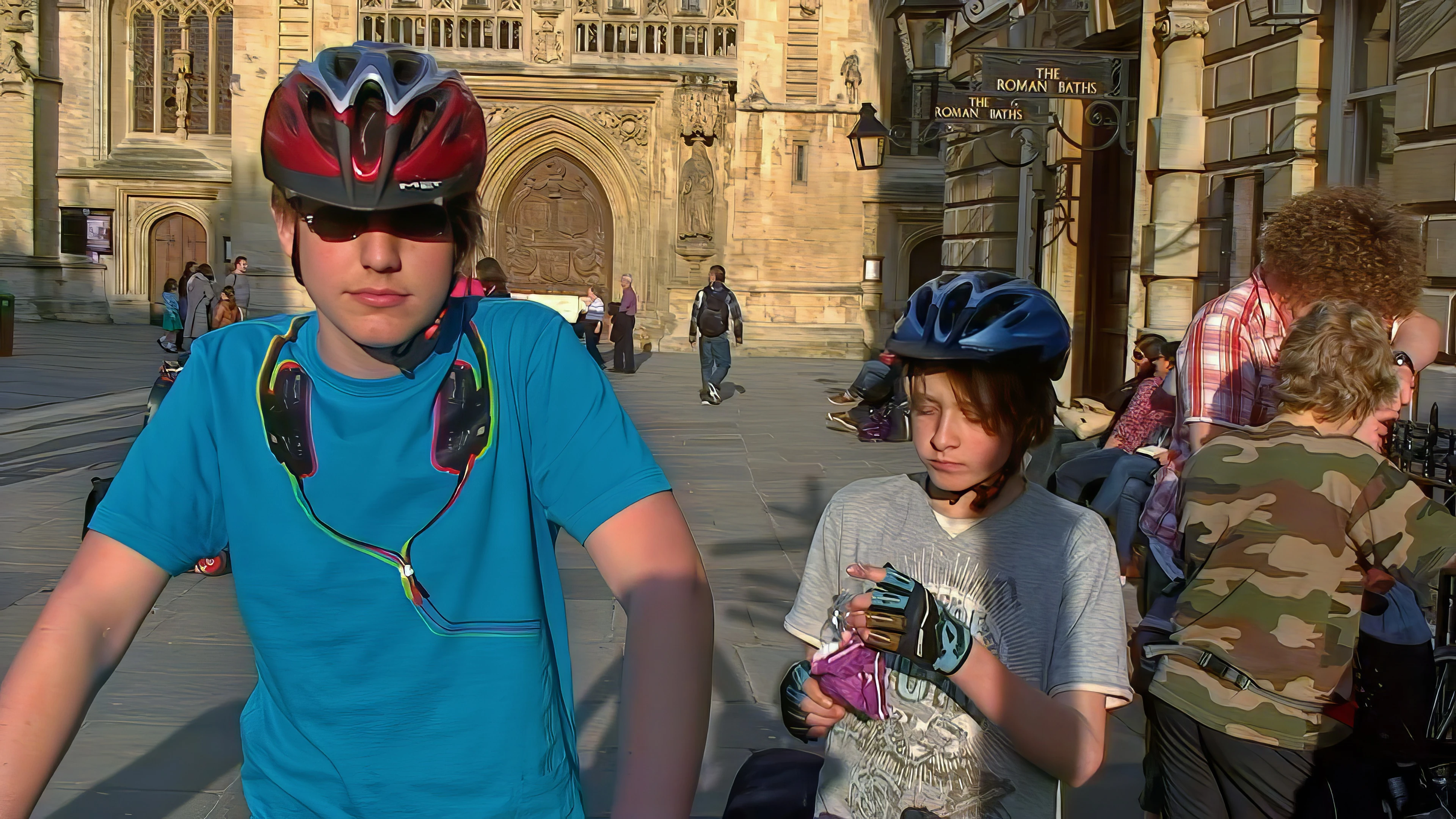 The group reconvenes outside Bath Abbey and the Roman Baths.