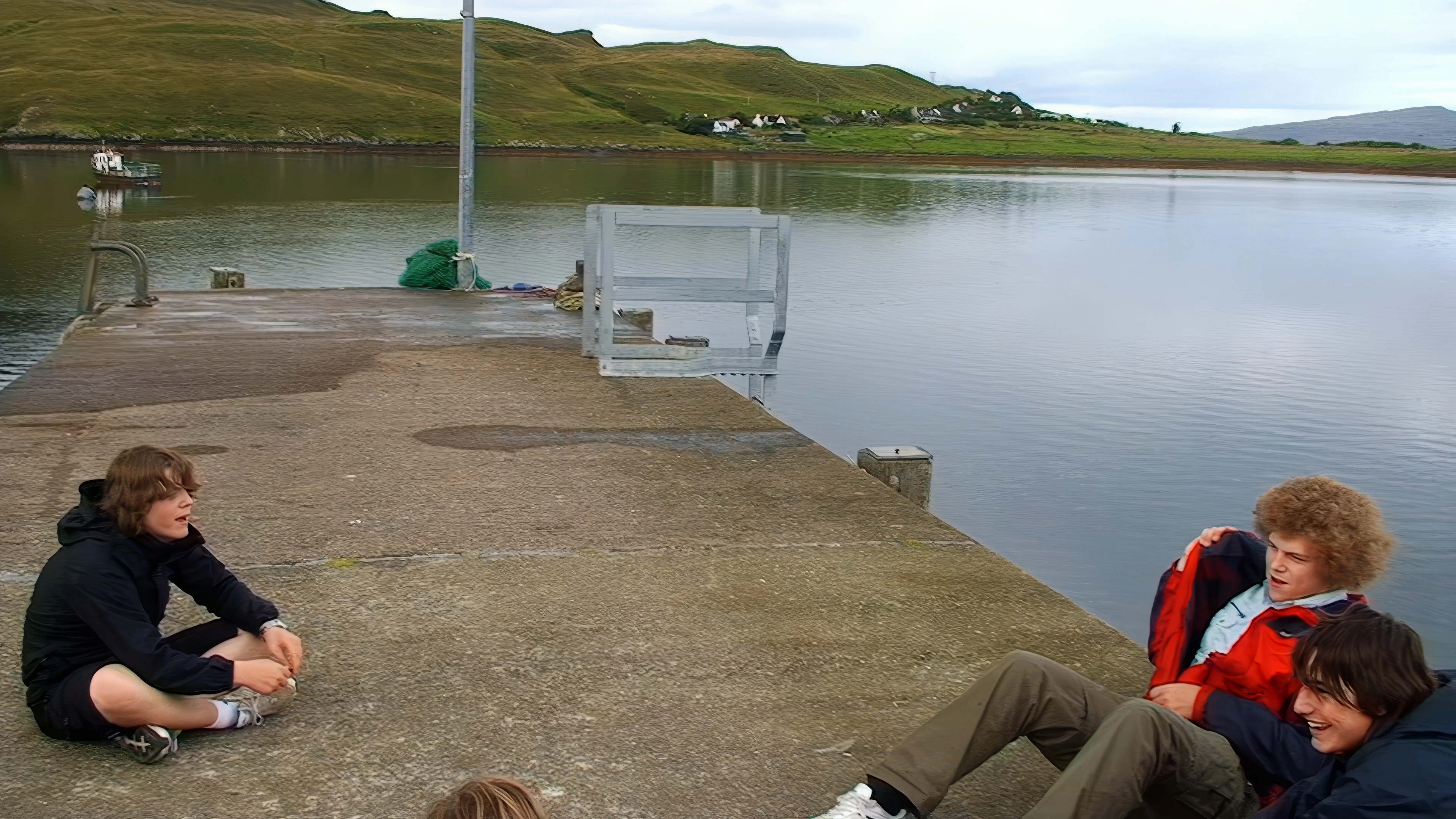Killing time on Sconser Quay, waiting for the 17:35 to Raasay.