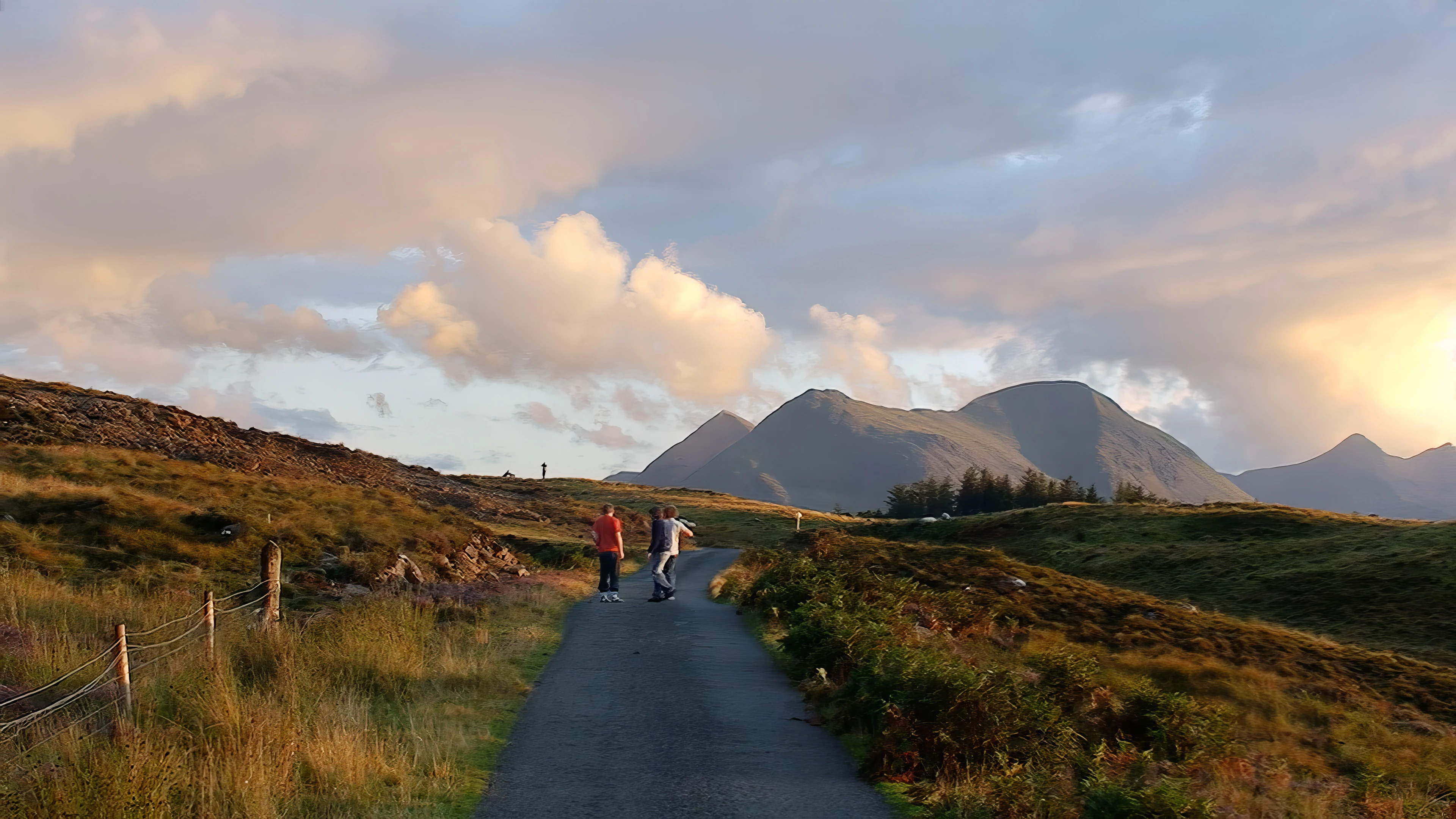 Ryan's home-made firecracker fails outside Raasay Youth Hostel - epic fail.