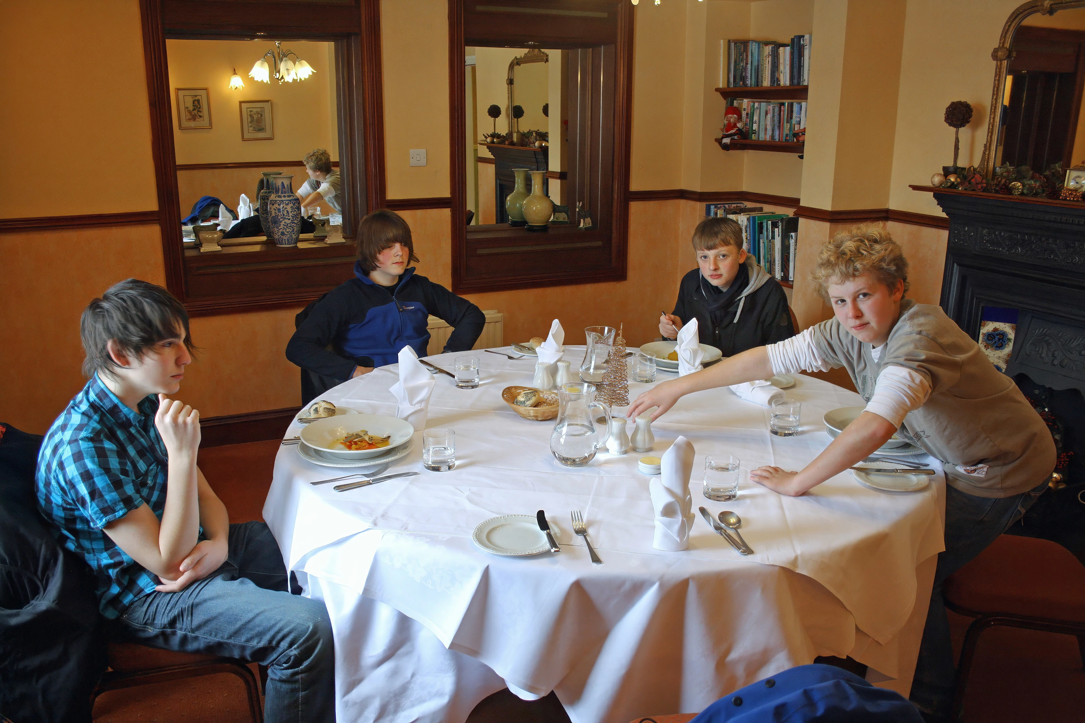 A special Christmas lunch in the Library room