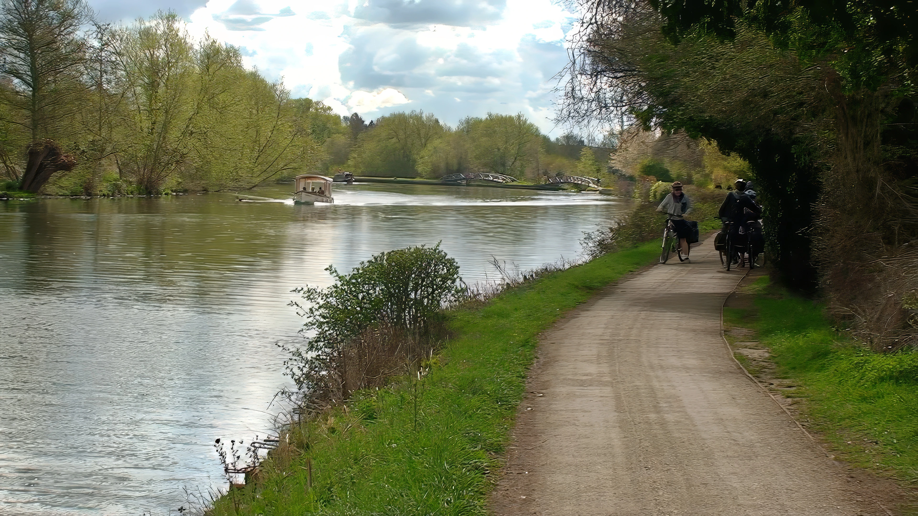 Following the Thames path past the college boathouses, south of Oxford — 3.3 miles in.