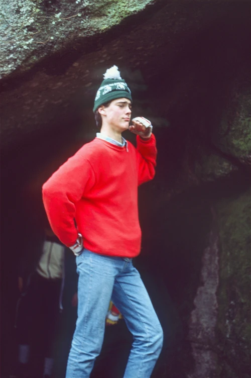 25 Jan 1987 · Jason Juray's mock-heroic pose for the camera at Lustleigh Cleave's small cave entrance.